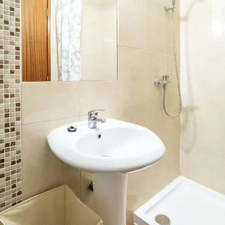 Rustic Old Town - T3 *